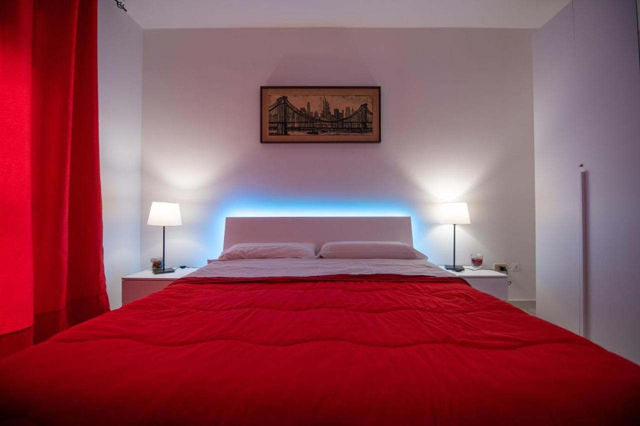 B&B A Casa Di Amici Caserta Eksteriør billede