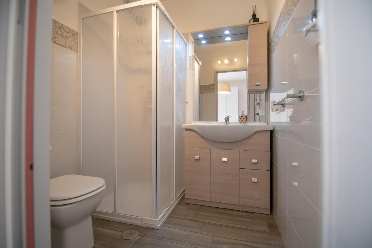B&B A Casa Di Amici Caserta Eksteriør billede