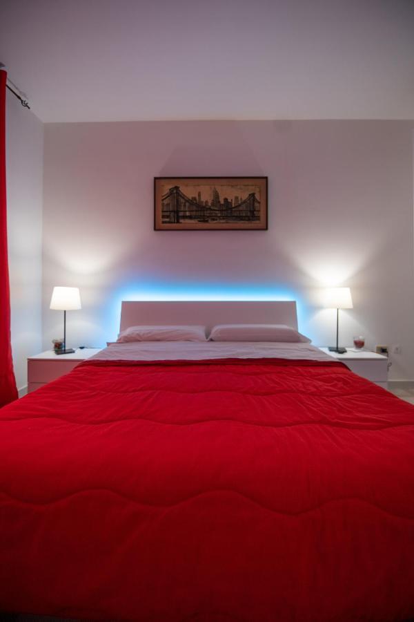 B&B A Casa Di Amici Caserta Eksteriør billede