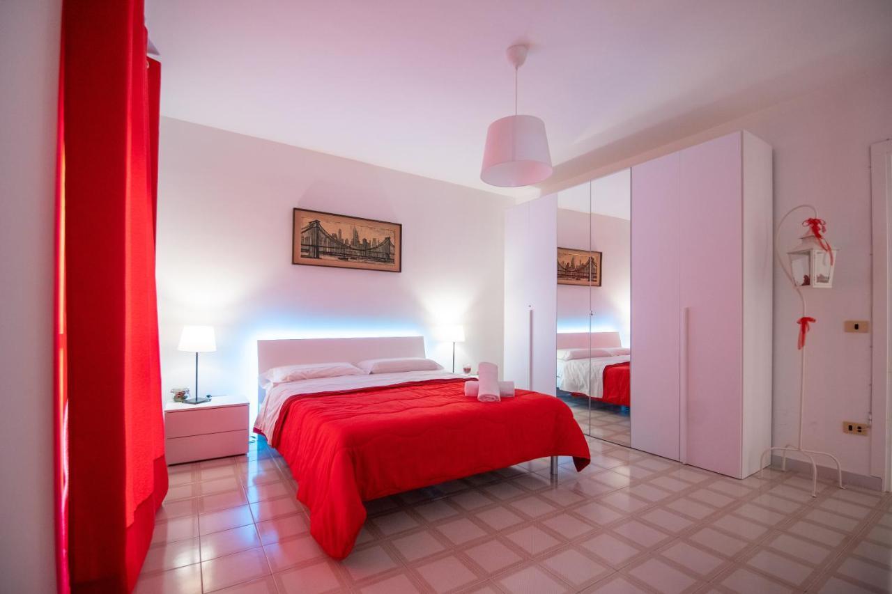 B&B A Casa Di Amici Caserta Eksteriør billede